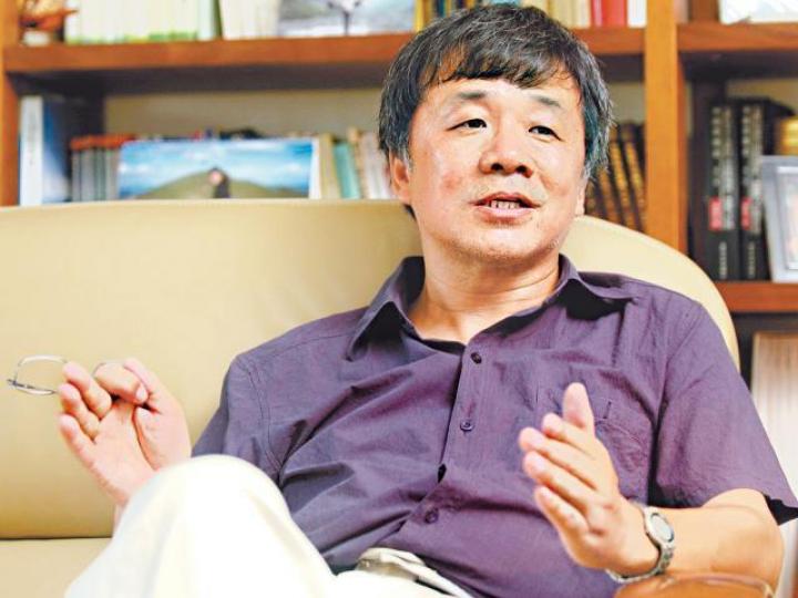 盛洪認為中國司法非獨立,令私有產權乏保障。互聯網中國經濟本身已放緩,加上美國發動貿易戰,令前景更趨黯淡。資料圖片 盛洪認為中國司法非獨立,令私有產權乏保障。互聯網中國經濟本身已放緩,加上美國發動貿易戰,令前景更趨黯淡。資料圖片