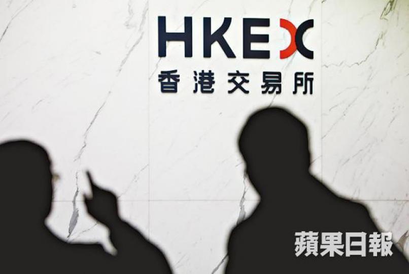 黃天佑曾任港交所上市委員會成員。 黃天佑曾任港交所上市委員會成員。