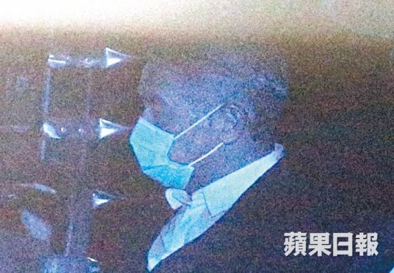 仍在服刑的楊家誠昨出庭作供,一頭白髮盡現疲態。張志華攝 仍在服刑的楊家誠昨出庭作供,一頭白髮盡現疲態。張志華攝
