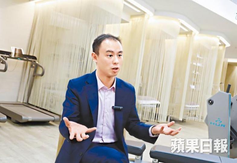 仁山優社行政總裁佘雋知指收購護老院後會改善設施,引入先進康健器材。譚德潤攝 仁山優社行政總裁佘雋知指收購護老院後會改善設施,引入先進康健器材。譚德潤攝