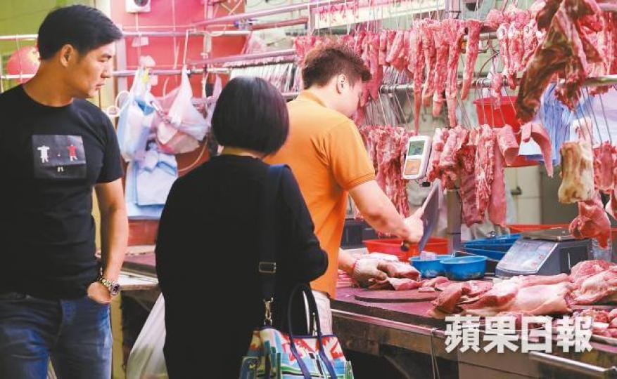 內地爆發疫情,供港活豬數量亦有波動。何頴賢攝 內地爆發疫情,供港活豬數量亦有波動。何頴賢攝
