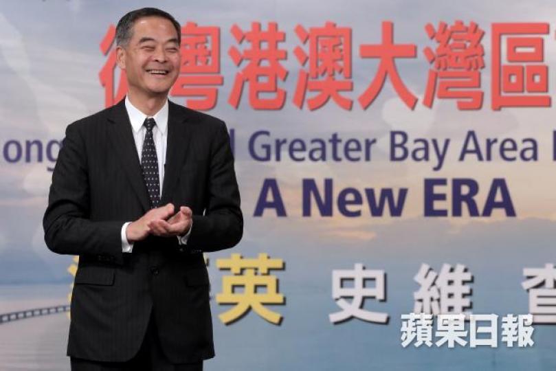 梁振英 梁振英