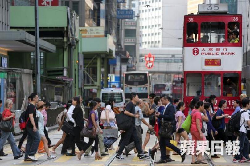 不少主動型揀股MPF的表現反而敗給指數基金MPF,打工仔宜多留意。資料圖片 不少主動型揀股MPF的表現反而敗給指數基金MPF,打工仔宜多留意。資料圖片