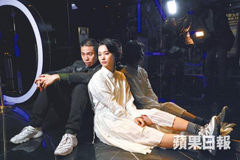 陳炳銓與談善言在新劇中同樣有自殘戲份。惠英紅有份演出的《心冤》,當中有不少震撼場面。劇照 陳炳銓與談善言在新劇中同樣有自殘戲份。惠英紅有份演出的《心冤》,當中有不少震撼場面。劇照