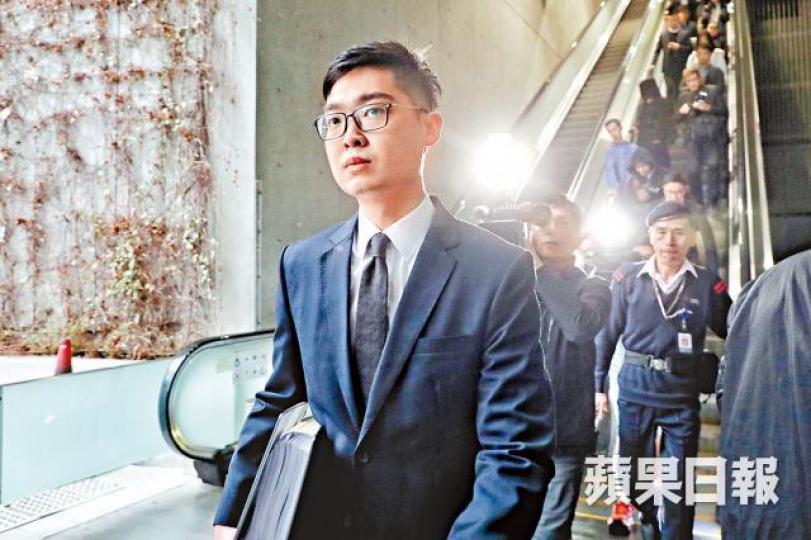 陳浩天稱聆訊進行了個多小時就結束,較原定時間短。 陳浩天稱聆訊進行了個多小時就結束,較原定時間短。