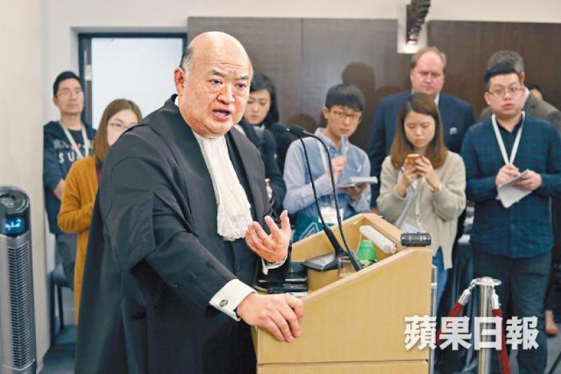 終審法院首席法官馬道立大律師公會主席戴啟思 終審法院首席法官馬道立大律師公會主席戴啟思