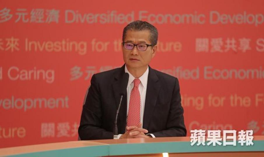財政司司長陳茂波去年宣佈向N無派4,000元,但行政成本卻數以億元計。資料圖片 財政司司長陳茂波去年宣佈向N無派4,000元,但行政成本卻數以億元計。資料圖片