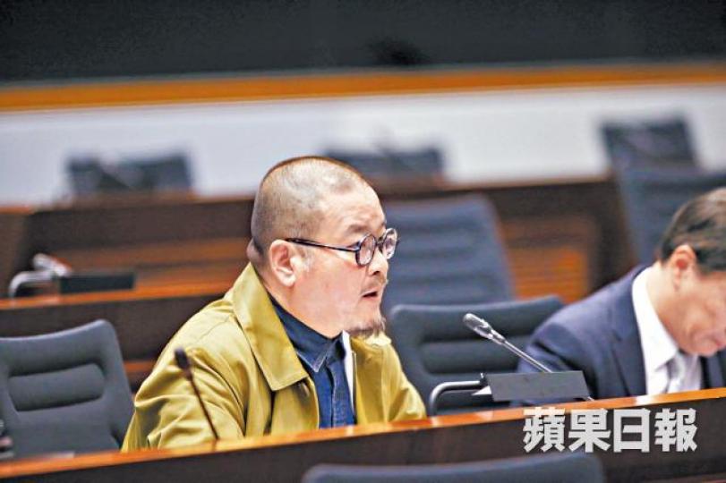邵家臻將提出無約束力議案檢討綜援。 邵家臻將提出無約束力議案檢討綜援。