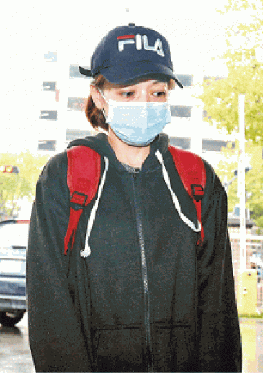「肉圓家暴案」中的妻子昨到法院申請離婚。 「肉圓家暴案」中的妻子昨到法院申請離婚。