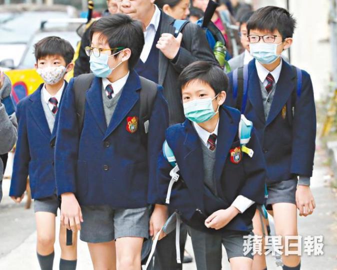 聖誕及新年假期後兒童恢復上課,令流感傳染性高,有醫生建議家長盡快帶子女接種疫苗。 聖誕及新年假期後兒童恢復上課,令流感傳染性高,有醫生建議家長盡快帶子女接種疫苗。