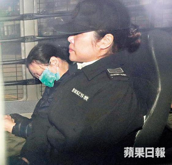 被告喬美齡被控兩項欺詐及三項洗黑錢罪受審。何家達攝 被告喬美齡被控兩項欺詐及三項洗黑錢罪受審。何家達攝