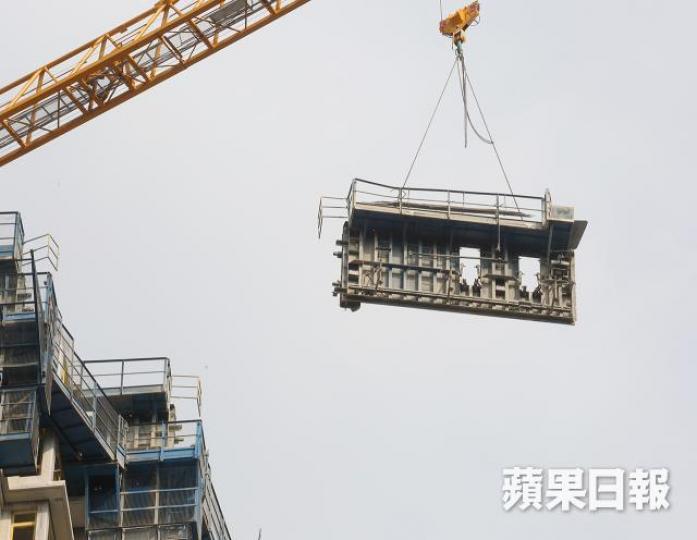 去年11月批出的新建築圖則涉及25份。 去年11月批出的新建築圖則涉及25份。