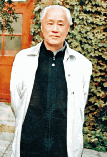 趙紫陽停刊雜誌《炎黃春秋》原執行主編吳偉到趙紫陽故居致意。 高瑜Twitter國家新聞出版署前署長杜導正昨在趙宅題字。 高瑜Twitter 趙紫陽停刊雜誌《炎黃春秋》原執行主編吳偉到趙紫陽故居致意。 高瑜Twitter國家新聞出版署前署長杜導正昨在趙宅題字。 高瑜Twitter