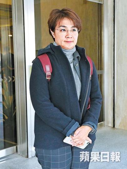 方國珊被指欲在新界土地大展拳腳,建丁屋賺大錢。王子俊攝林國雄(左)及前妻陳秀雯曾與方國珊合組地產公司田宅行。 方國珊被指欲在新界土地大展拳腳,建丁屋賺大錢。王子俊攝林國雄(左)及前妻陳秀雯曾與方國珊合組地產公司田宅行。