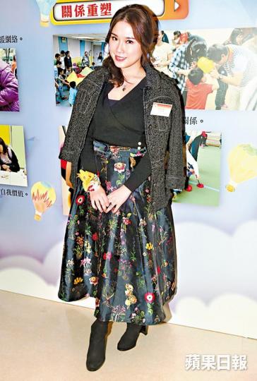 劉倩婷下周33歲生日,將會與老公李丞責食飯慶祝。 劉倩婷下周33歲生日,將會與老公李丞責食飯慶祝。