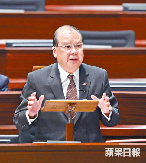 張建宗昨未交代將防賄例擴至特首的具體立法時間。資料圖片 張建宗昨未交代將防賄例擴至特首的具體立法時間。資料圖片