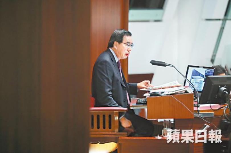 立法會主席梁君彥昨稱會趕走喊口號的泛民議員。 立法會主席梁君彥昨稱會趕走喊口號的泛民議員。