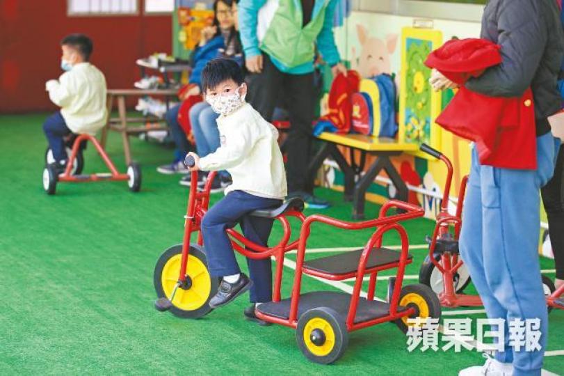 政府宣佈所有幼稚園及幼兒中心,提早於本周六放農曆新年假。謝榮耀攝 政府宣佈所有幼稚園及幼兒中心,提早於本周六放農曆新年假。謝榮耀攝
