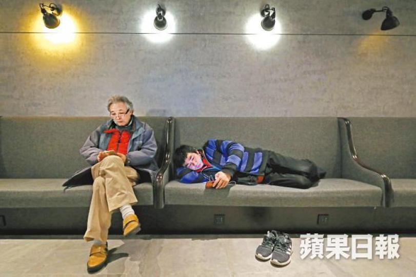 中國異見人士劉興聯和顏克芬為追尋自由,不惜滯留桃園機場四個月。朱永倫攝 中國異見人士劉興聯和顏克芬為追尋自由,不惜滯留桃園機場四個月。朱永倫攝