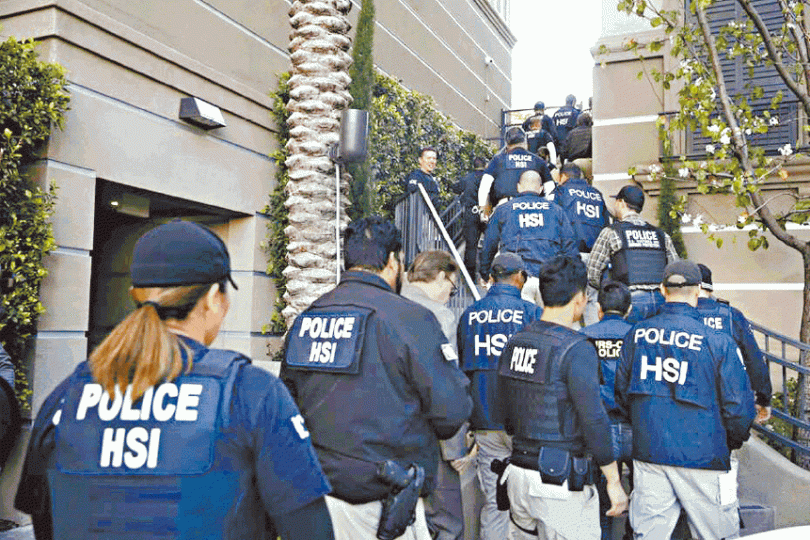 美國警方拘捕了19名「月子中心」的經營者及顧客。 美國警方拘捕了19名「月子中心」的經營者及顧客。
