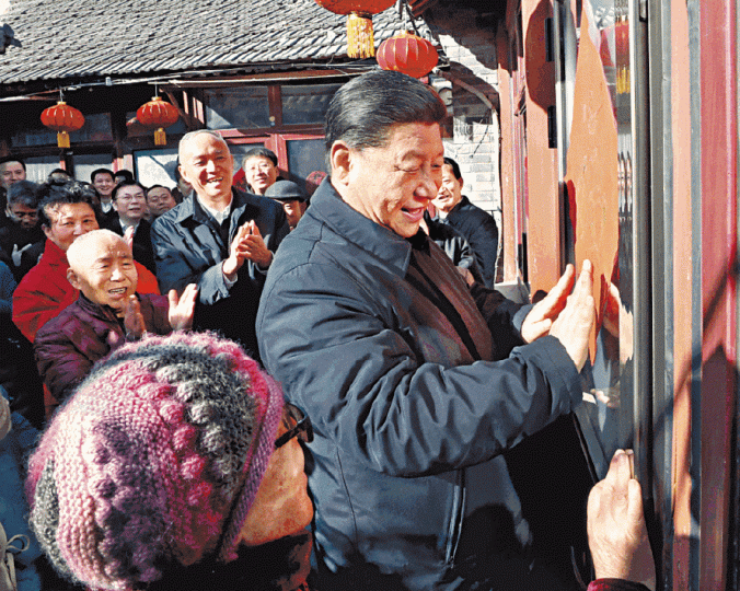 習近平在新年前夕到京城民居探訪,親手貼上「福」字。解放軍MV出動戰機武嚇對岸。互聯網台國防部昨日發佈影片反擊解放軍的挑釁。蔡英文在總統府秘書長陳菊(左)陪同下,到台北警局進行春節慰勉。蔡英文在春節前夕,探望前總統李登輝。 習近平在新年前夕到京城民居探訪,親手貼上「福」字。解放軍MV出動戰機武嚇對岸。互聯網台國防部昨日發佈影片反擊解放軍的挑釁。蔡英文在總統府秘書長陳菊(左)陪同下,到台北警局進行春節慰勉。蔡英文在春節前夕,探望前總統李登輝。