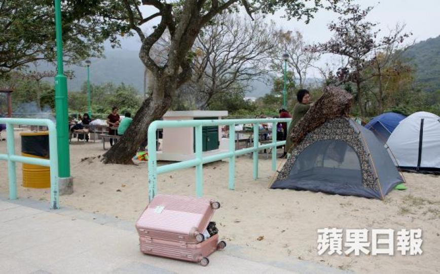 記者昨到貝澳營地了解,現場所見大多為港人。張柏基攝 記者昨到貝澳營地了解,現場所見大多為港人。張柏基攝