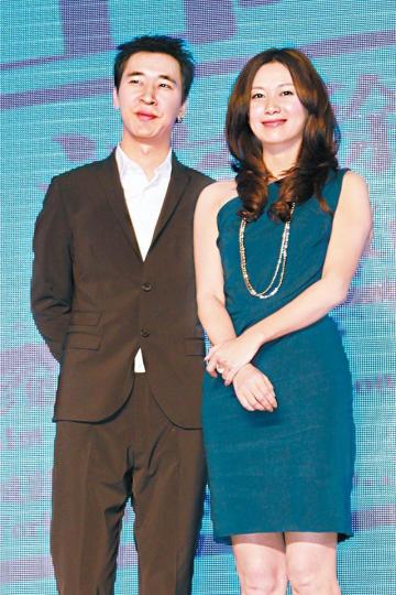黃立行和徐靜蕾屢傳婚訊,踏入豬年再因內地傳媒人的恭賀再傳已婚消息。資料圖片 黃立行和徐靜蕾屢傳婚訊,踏入豬年再因內地傳媒人的恭賀再傳已婚消息。資料圖片