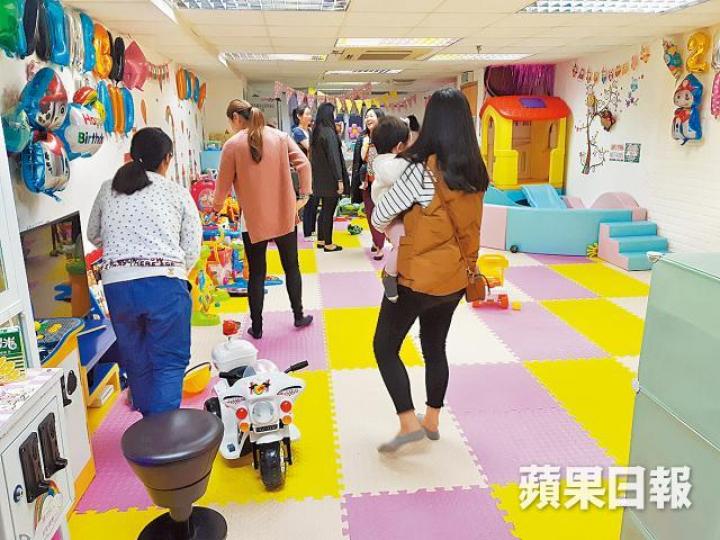 年運工廈三樓有違反地契經營的遊樂室，經常有家長及兒童出入。