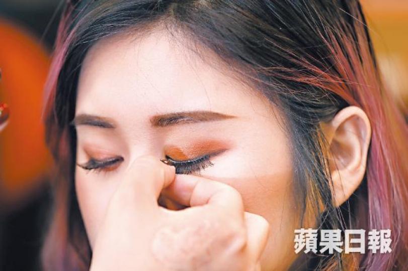 李琬微
李琬微