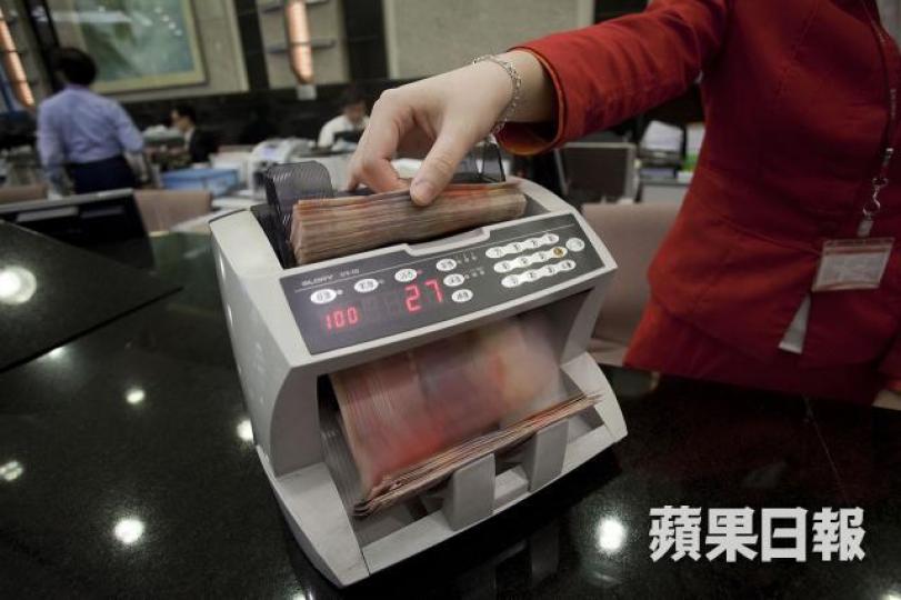 港滙一度弱見7.8493,僅差7點子就觸及弱方兌換保證水平。資料圖片 港滙一度弱見7.8493,僅差7點子就觸及弱方兌換保證水平。資料圖片