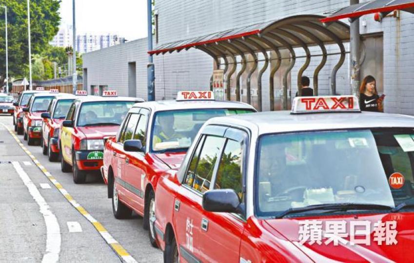 全港21萬人持的士牌,當中以60至69歲人士佔最多。資料圖片 全港21萬人持的士牌,當中以60至69歲人士佔最多。資料圖片