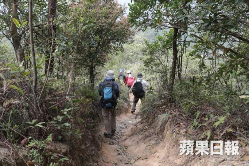 發展郊園在問卷調查僅獲28%人支持。 發展郊園在問卷調查僅獲28%人支持。
