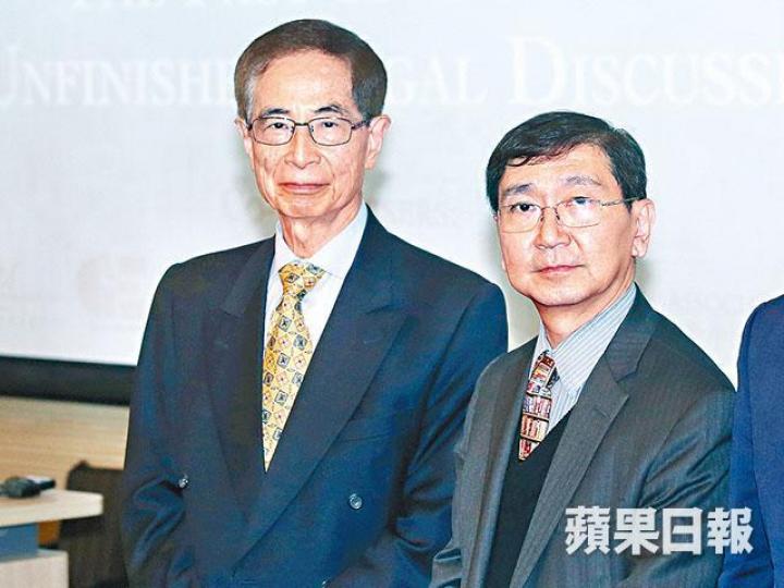 李柱銘及陳文敏昨出席港大論壇,評論近期種種爭議。 李柱銘及陳文敏昨出席港大論壇,評論近期種種爭議。