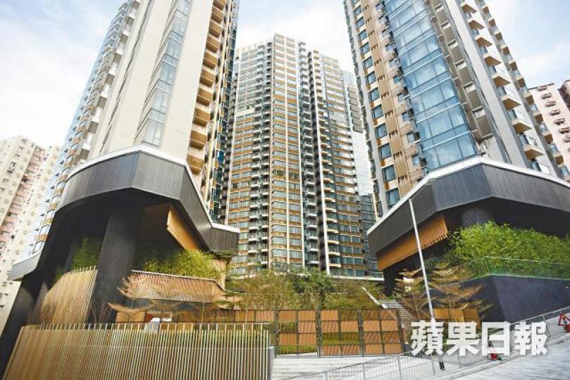 陳太去年買入柏蔚山一個三房單位,直言相信當時是「買樓最好時機」。何耀勤攝 陳太去年買入柏蔚山一個三房單位,直言相信當時是「買樓最好時機」。何耀勤攝
