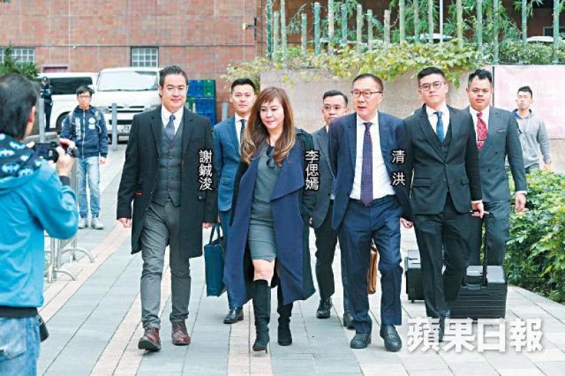 李偲嫣昨與丈夫謝鋮浚及資深大律師清洪步入法庭。張志華攝 李偲嫣昨與丈夫謝鋮浚及資深大律師清洪步入法庭。張志華攝