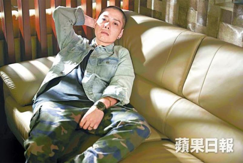 應昌佑在娛圈星途坎坷,近年他為家人惟有做上班族,只求生活穩定。 應昌佑在娛圈星途坎坷,近年他為家人惟有做上班族,只求生活穩定。