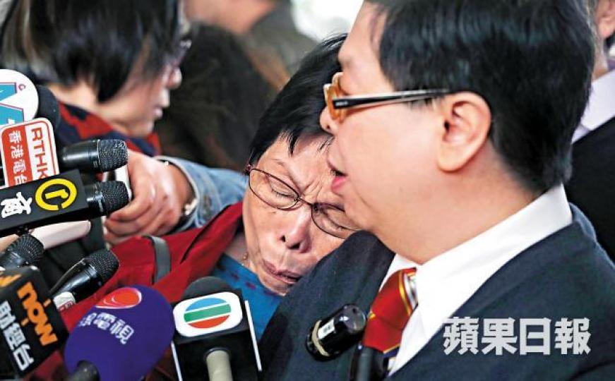 林母表示絕對相信兒子,直指他「冇講過一句大話」。林子健(Howard Lam)昨晚在fb發文質疑法庭判決。fb圖片 林母表示絕對相信兒子,直指他「冇講過一句大話」。林子健(Howard Lam)昨晚在fb發文質疑法庭判決。fb圖片