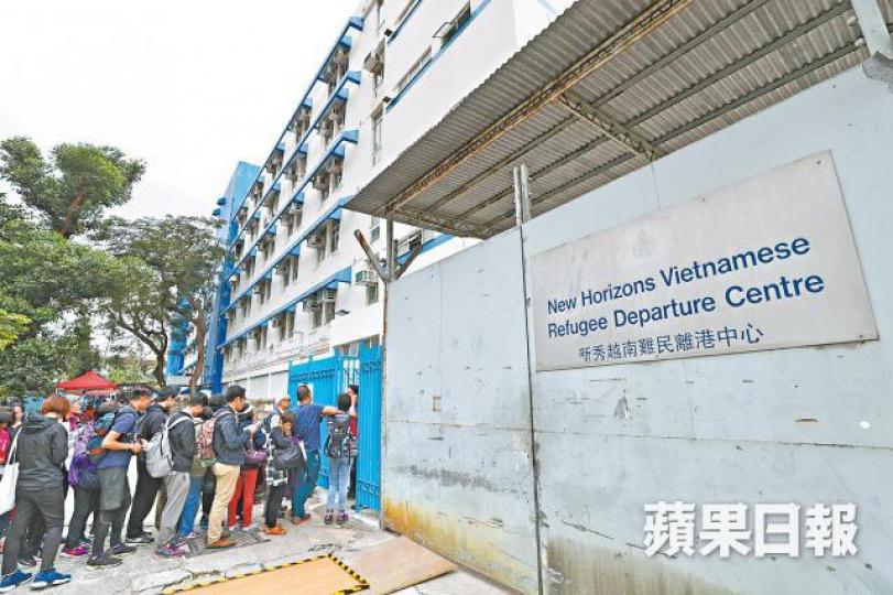難民營1998年關閉,遺址空置至今,昨開放讓市民參觀。 難民營1998年關閉,遺址空置至今,昨開放讓市民參觀。