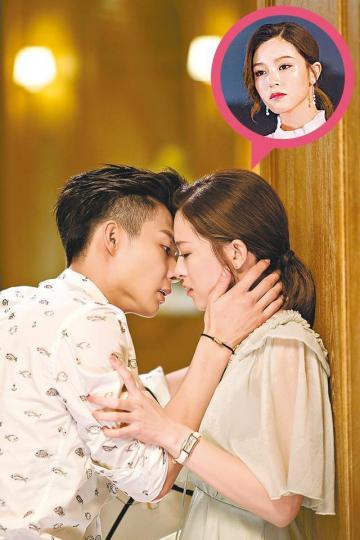 JM在新劇中與23歲的內地演員張銘恩合作,二人有不少咀戲。 JM在新劇中與23歲的內地演員張銘恩合作,二人有不少咀戲。