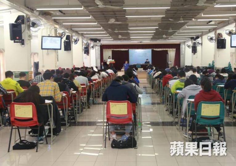 文憑試英文科連續六年成為考生感到最大壓力的核心科目。 文憑試英文科連續六年成為考生感到最大壓力的核心科目。
