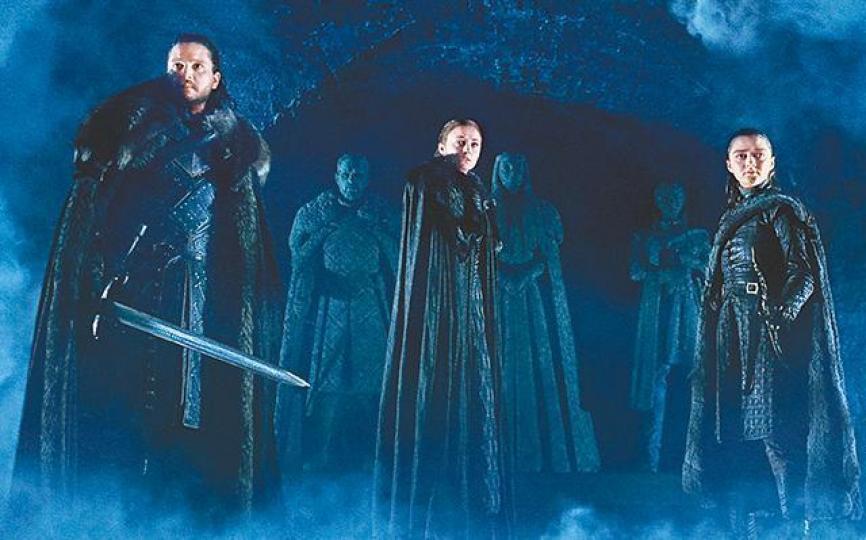 （左起）「Jon Snow」傑夏寧頓、「Sansa」蘇菲特納、「Arya」Maisie Williams終在第八季再度聚首。蘇菲對於結局仍未做好心理準備，每天都很想念整個團隊。記者Lilly Lui洛杉磯傳真記者Lilly Lui 直擊報道（Hollywood Foreign Press Association）