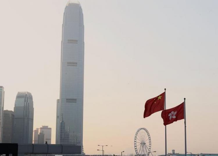 香港長期作為中國一個缺口，過去的情勢畀你自出自入作為轉圜與搵食之地；一旦情勢有異，中國可以隨時收網。　資料圖片