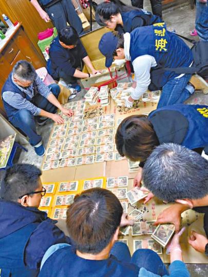 台警查獲巨額的偽造日圓鈔票，全是舊版聖德太子版。