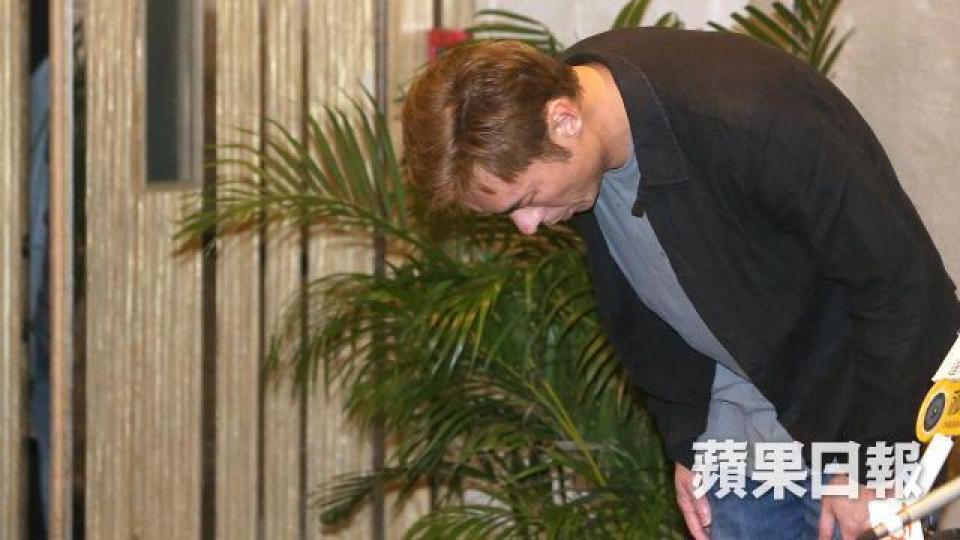 安心偷食報道出街後,《蘋果》動新聞累積登記會員數目衝破200萬。 安心偷食報道出街後,《蘋果》動新聞累積登記會員數目衝破200萬。
