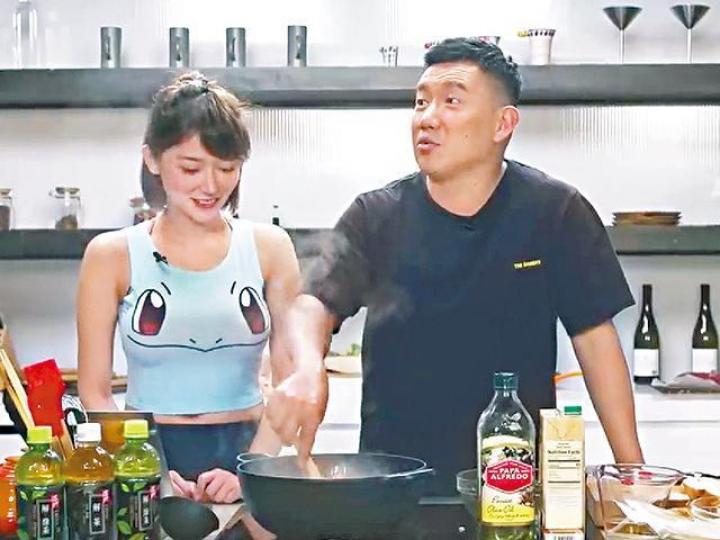 杜汶澤與程美段曾合作拍網上節目,想不到二人因錢財幾乎反目。互聯網圖片 杜汶澤與程美段曾合作拍網上節目,想不到二人因錢財幾乎反目。互聯網圖片