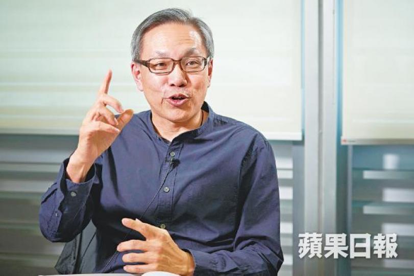 壹傳媒行政總裁張劍虹深信香港讀者始終會欣賞有質素的內容，願意付費訂閱。何柏佳攝呂秉權指假如沒有《蘋果》等具紮實報道的媒體，社會便會損失揭發沙中綫剪鋼筋等重要新聞。