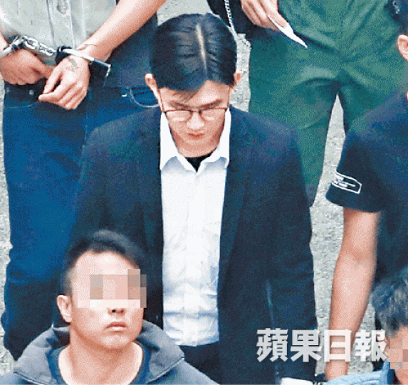 陳曉昇駕寶馬鏟上行人路,撞傷少婦杜穎楠,昨被判囚15個月。陳善南攝 陳曉昇駕寶馬鏟上行人路,撞傷少婦杜穎楠,昨被判囚15個月。陳善南攝