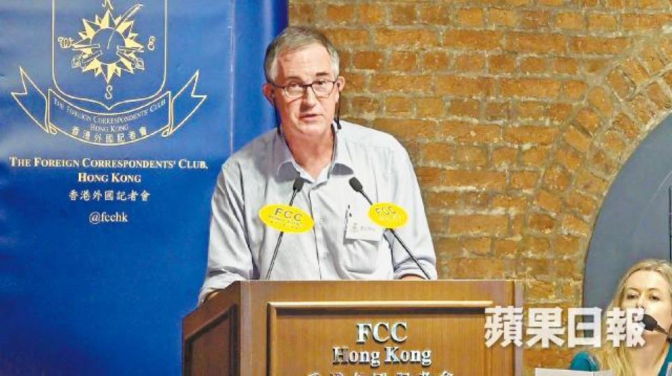 馬凱前日撰文提到自己去年被港府拒發簽證。資料圖片