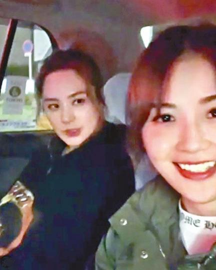 阿Sa(右)和阿嬌結伴到日本旅行,自爆瘀事去錯酒店。互聯網圖片 阿Sa(右)和阿嬌結伴到日本旅行,自爆瘀事去錯酒店。互聯網圖片