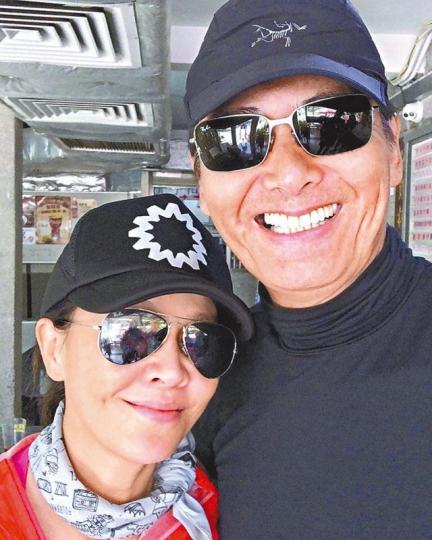劉嘉玲表示跟發哥行山後嘆美食,感覺好幸福。互聯網圖片 劉嘉玲表示跟發哥行山後嘆美食,感覺好幸福。互聯網圖片